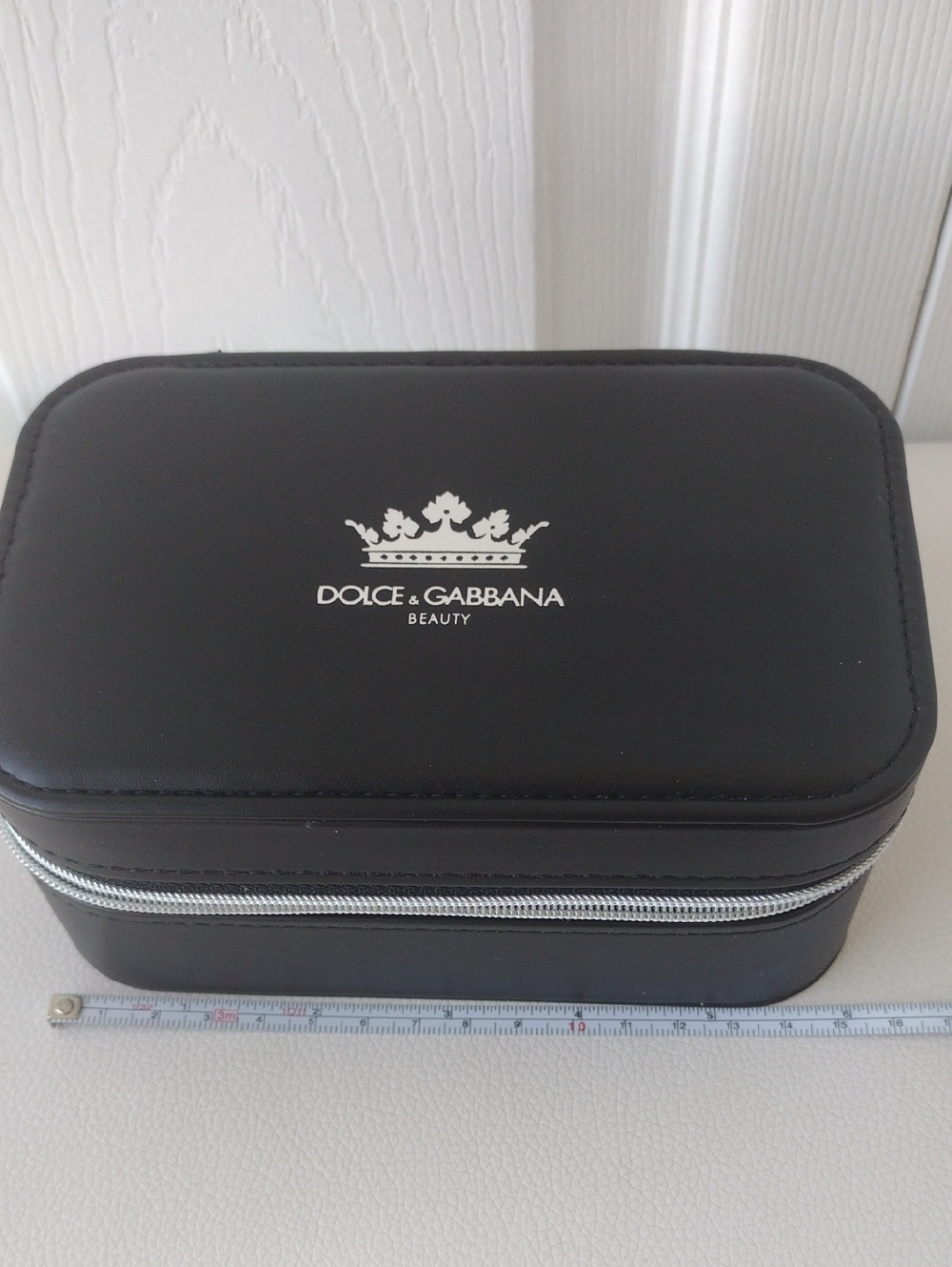 Dolce & Gabbana Beauty Black Travel Accessory Case - Picture 9 of 16